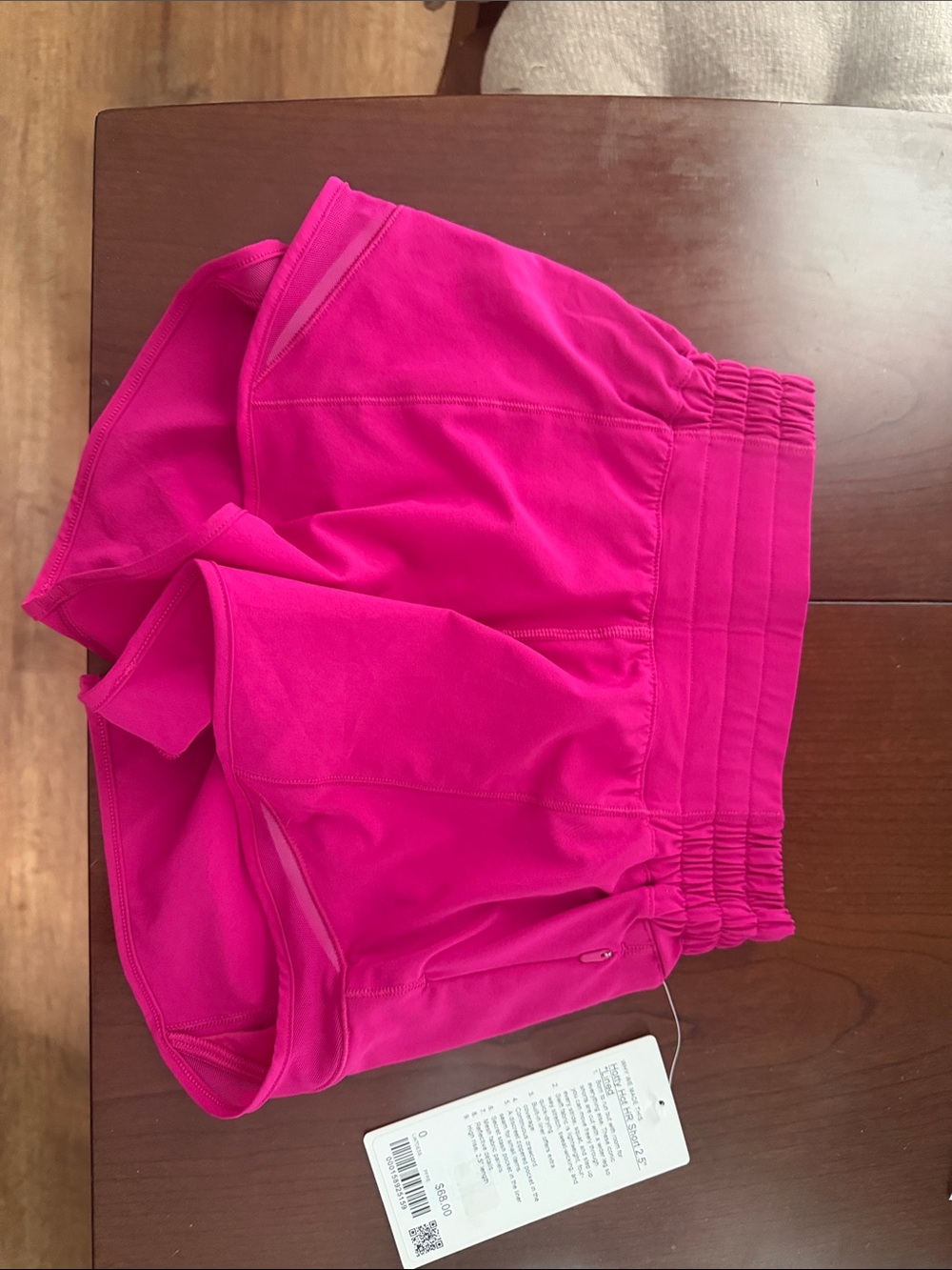 Lululemon Women’s Hot Pink Athletic Shorts size xs